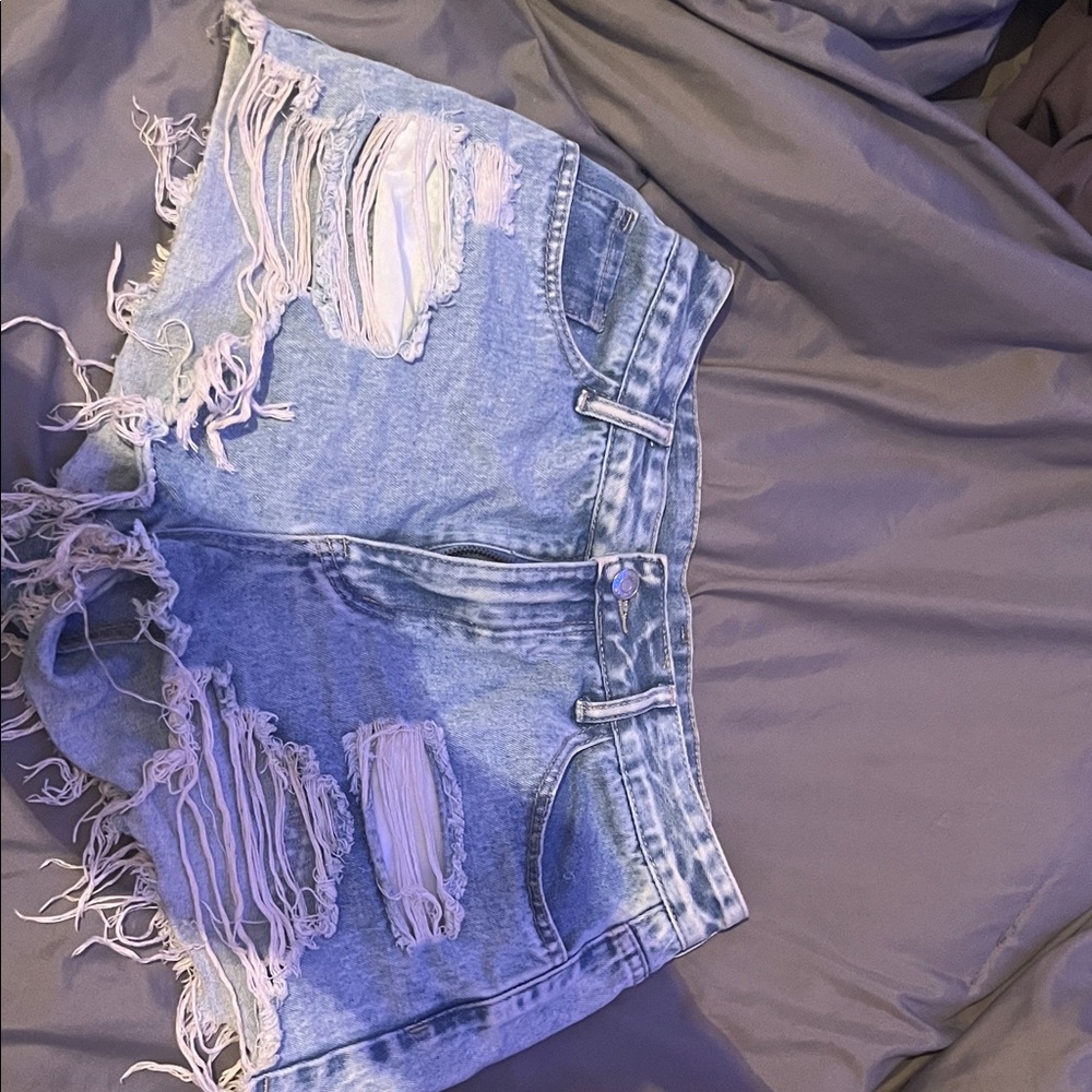 SHEIN Light Blue Frayed Denim Shorts